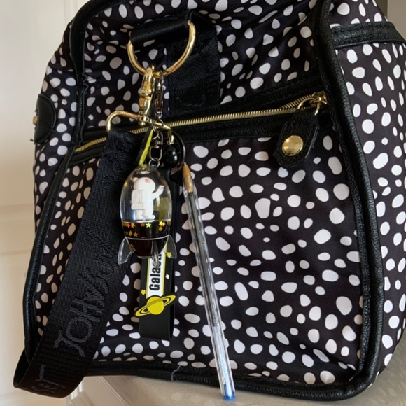 Galactic Travel Bear Keychain - Picture 3 of 5